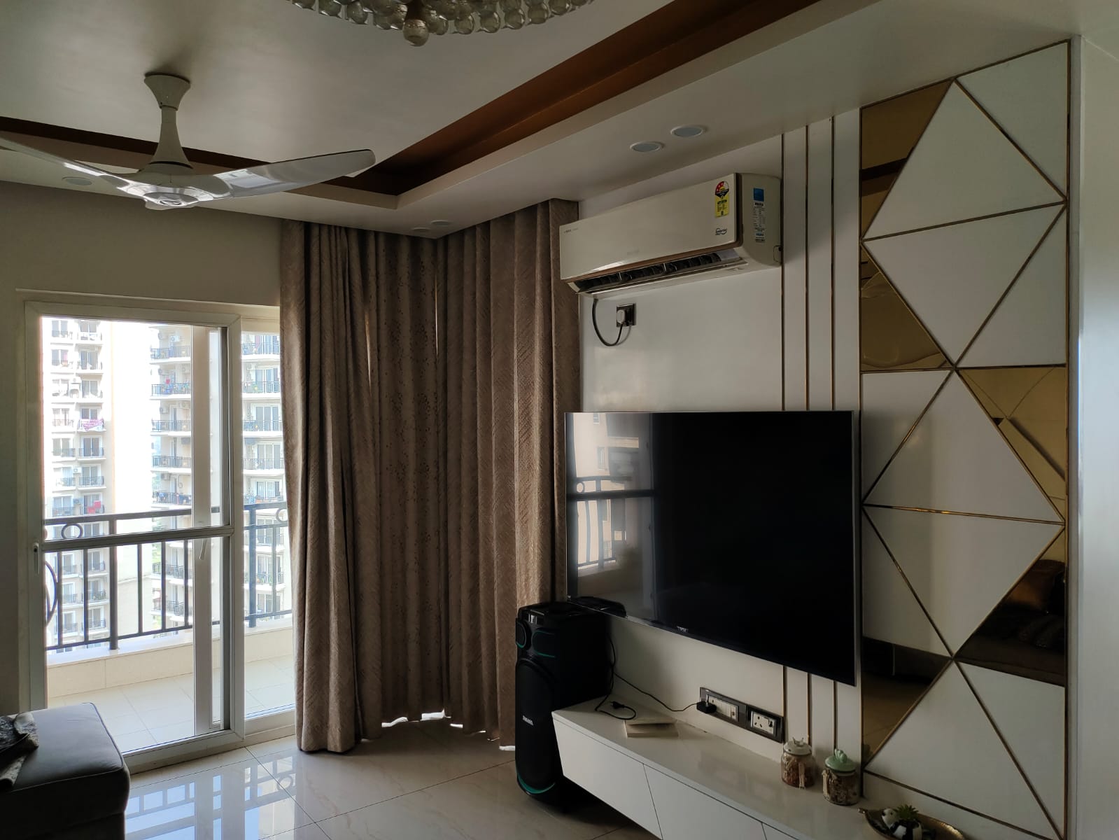 Property Dealer in Noida